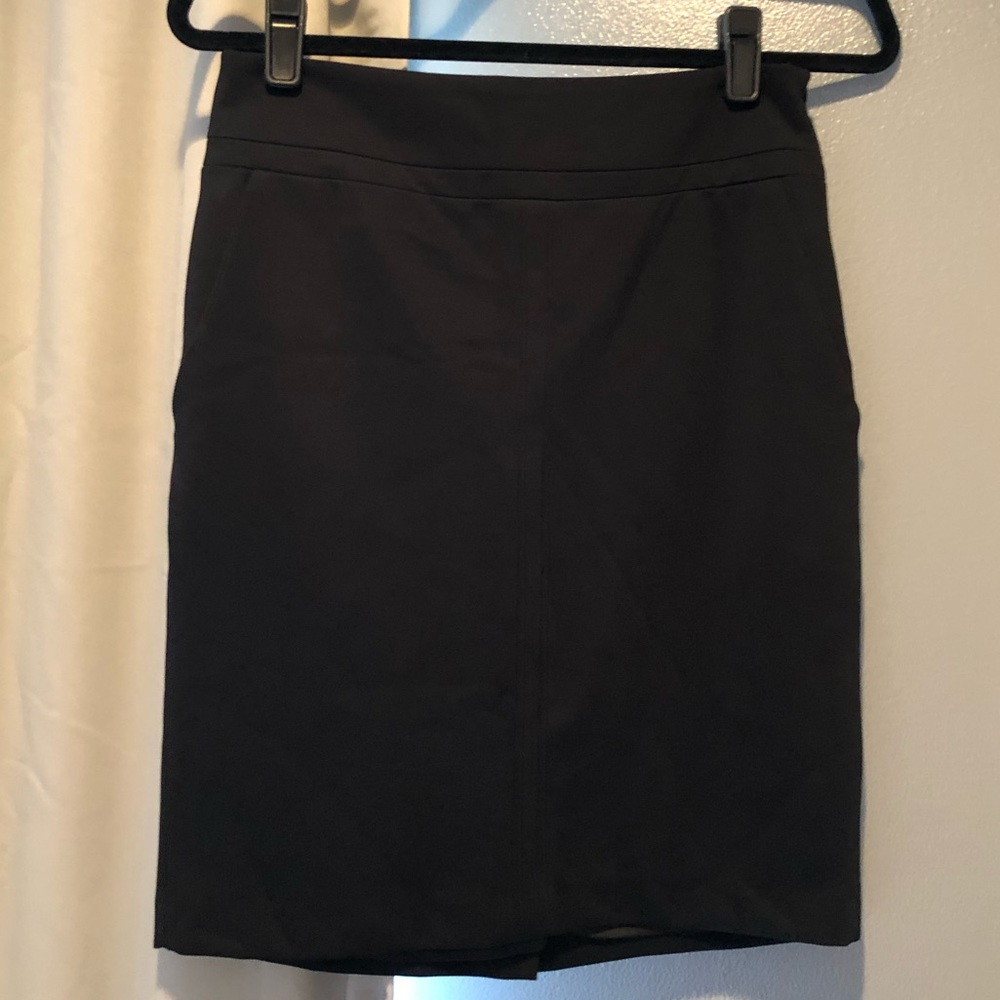 Forever 21 Pencil Skirt with Pockets in Black